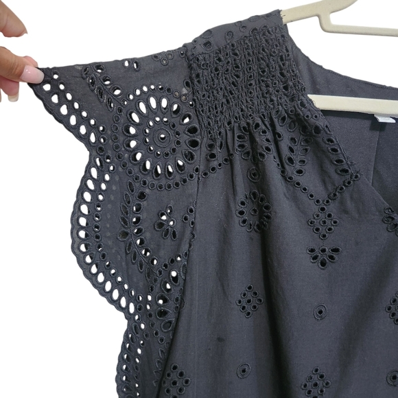 EUC CHICO'S EYELET SCALLOP HEM DRESS BLACK SZ 3.5 (18) - Picture 5 of 12